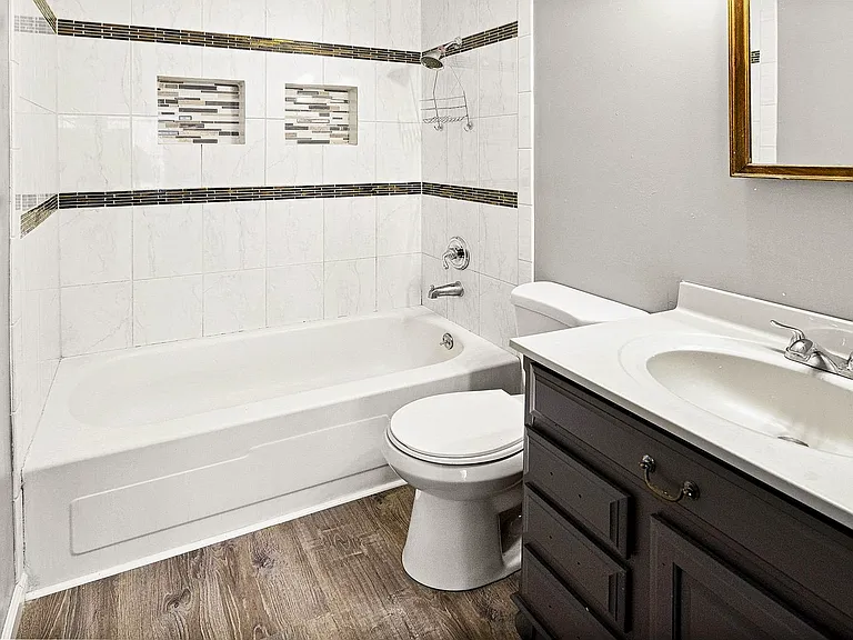 2817 Dawnview Dr — Photo 6