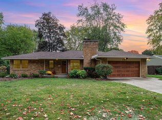 701 W Meadowbrook Dr, Midland, MI