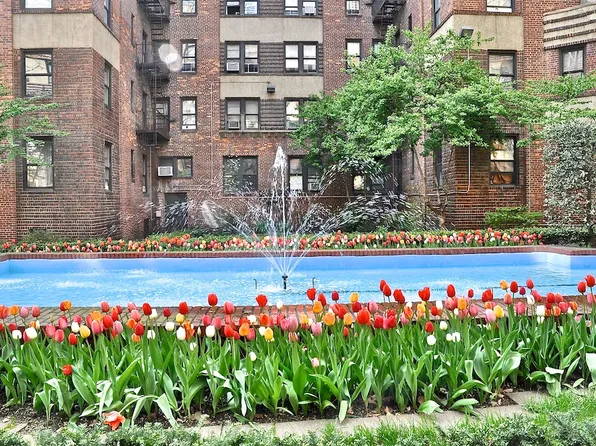 504 Grand Street image 1 of 18