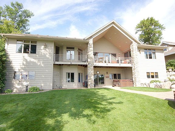 2nd image of 2240 Majestic Ln NW