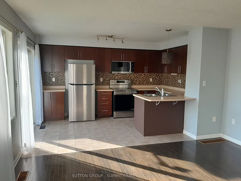 71 Garth Massey Dr #4 — Photo 5
