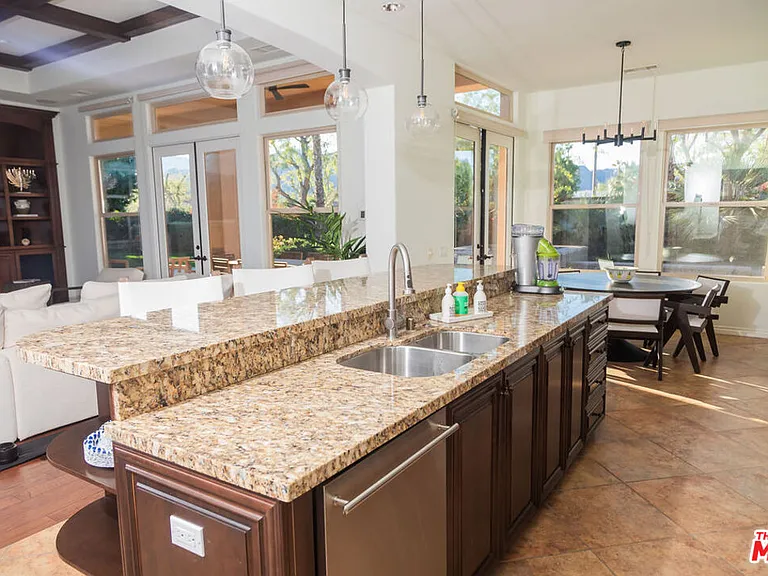 54155 Cananero Cir — Photo 7