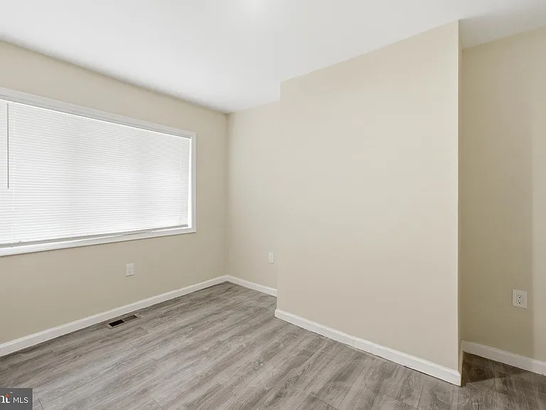 93 Washington St #1 — Photo 6