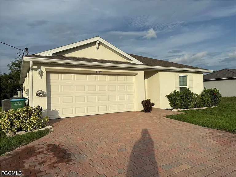 4409 Garden Blvd — Photo 2