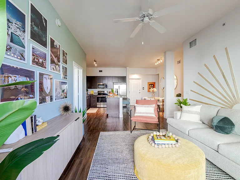 Model Living Room