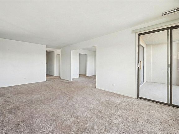4th image of 453 Raintree Dr Unit 5A