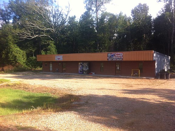 4th image of 3015 Highway 84 W