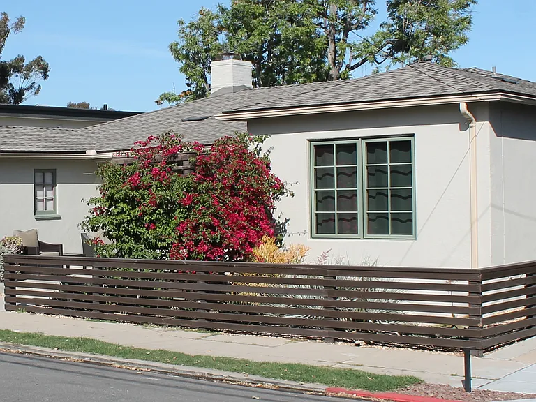 3711 Eagle St — Photo 2