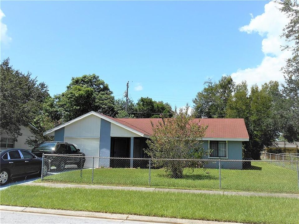 2nd image of 2071 9th Ln NE