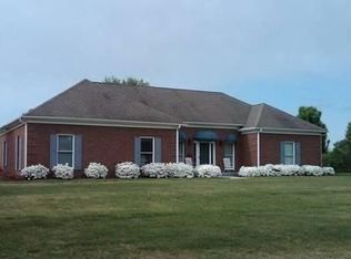 1031 Sutton Rd, Greensboro, NC 27406