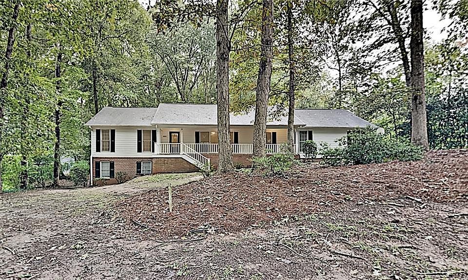 1st image of 4820 W Lake Dr SE