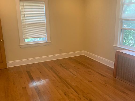 3rd image of 13214 107th Ave Floor 2