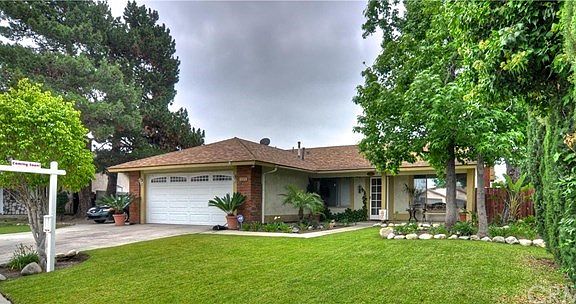 2nd image of 2038 E Olive Ct