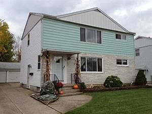 1st image of 84 Ellen Dr