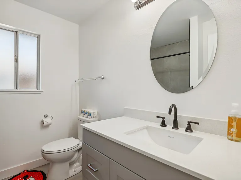 8560 Fern Crest Way — Photo 24