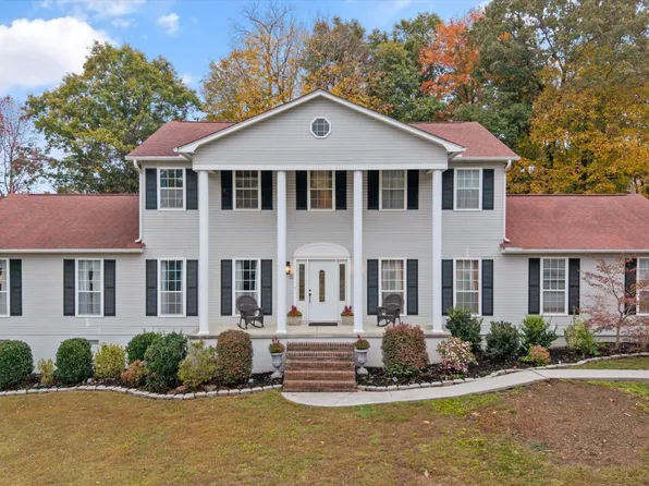 1200 Farrington Dr, Knoxville, TN 37923