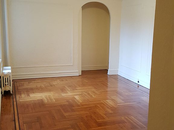 3rd image of 30 Daniel Low Ter APT 2J