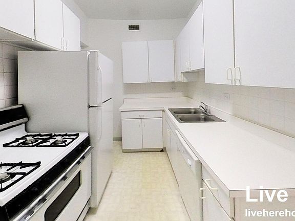 5th image of 1437 W Balmoral Ave APT 2S