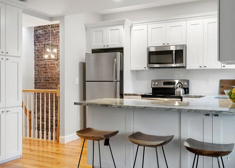211 Princeton St #3 — Photo 8