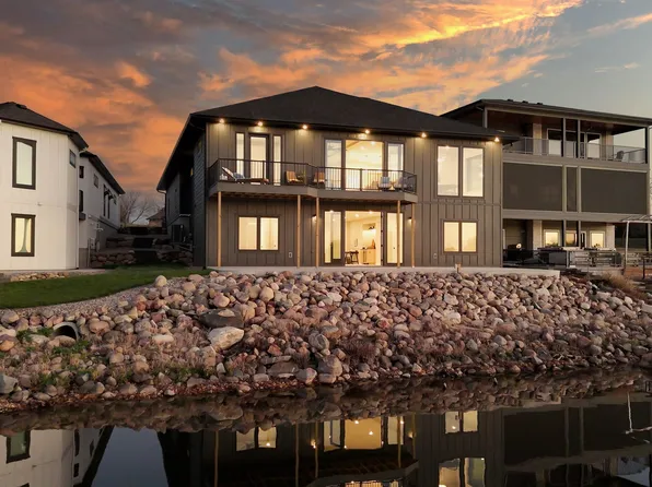 20 Helen Ave, Milford, IA 51351