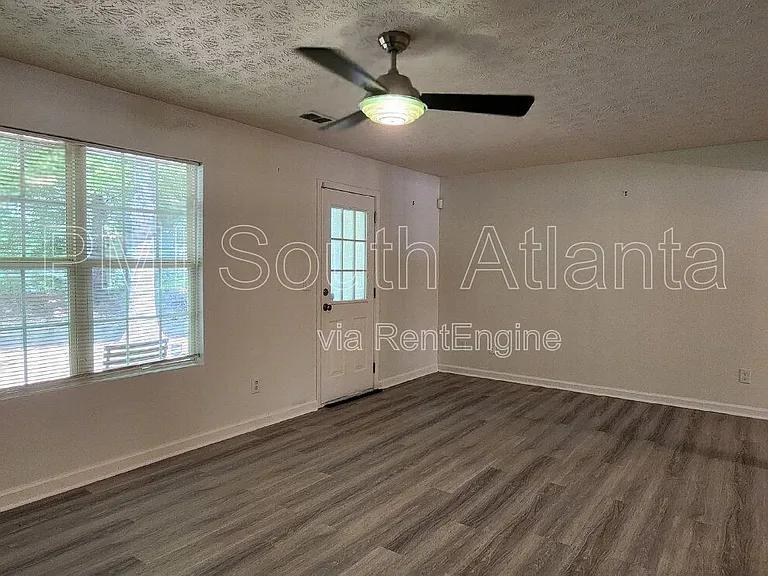 3021 Waldrop Cir — Photo 14