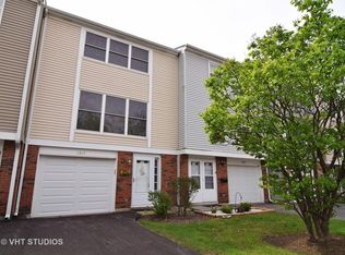 2015 Farnham Ct, Schaumburg, IL