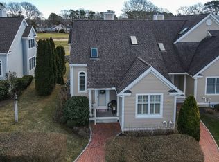 16 Quinns Way UNIT 16, Mashpee, MA 02649