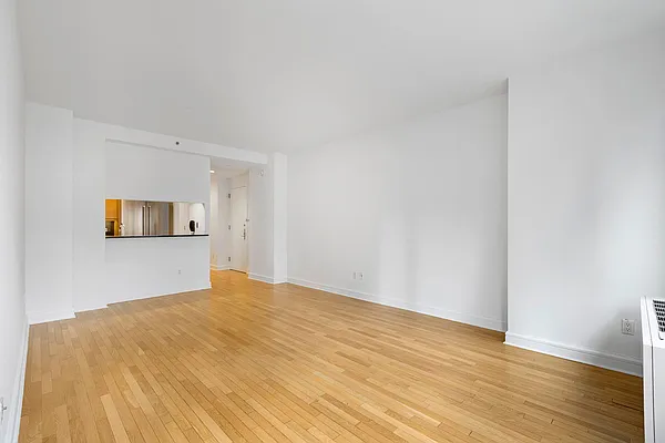 Rented by Nest Seekers International | media 27