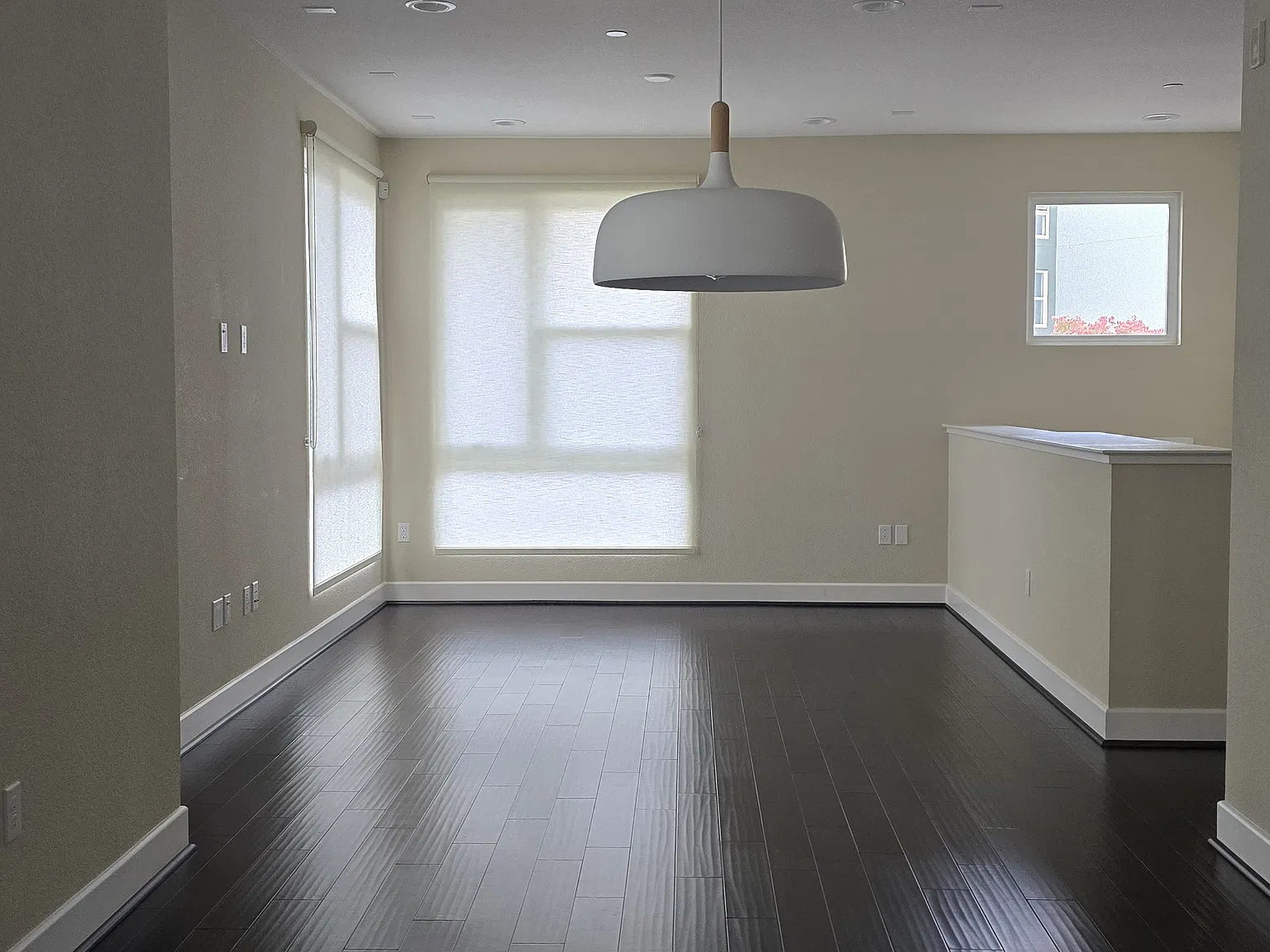 2 bed, 2.5 bath, 1620 sqft, $5,500 — Photo 1