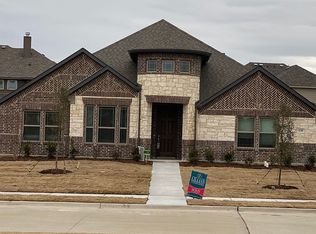 430 Summer Grove Dr, Midlothian, TX 76065