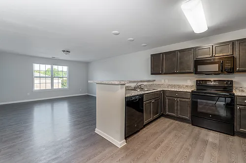 Reynolds Place Apartments Photo 1