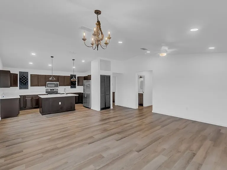 Family Room/Kitchen