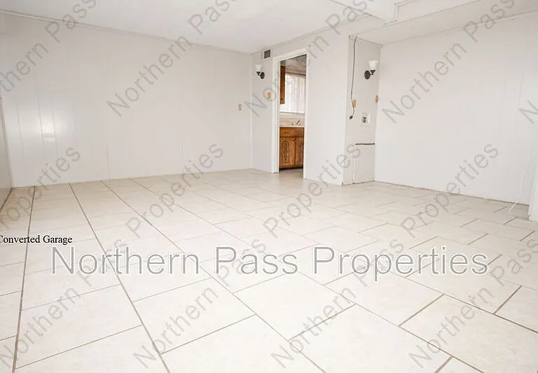10109 Milan St — Photo 12