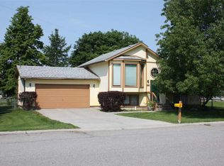 2817 N Meyers Rd, Otis Orchards, WA 99027