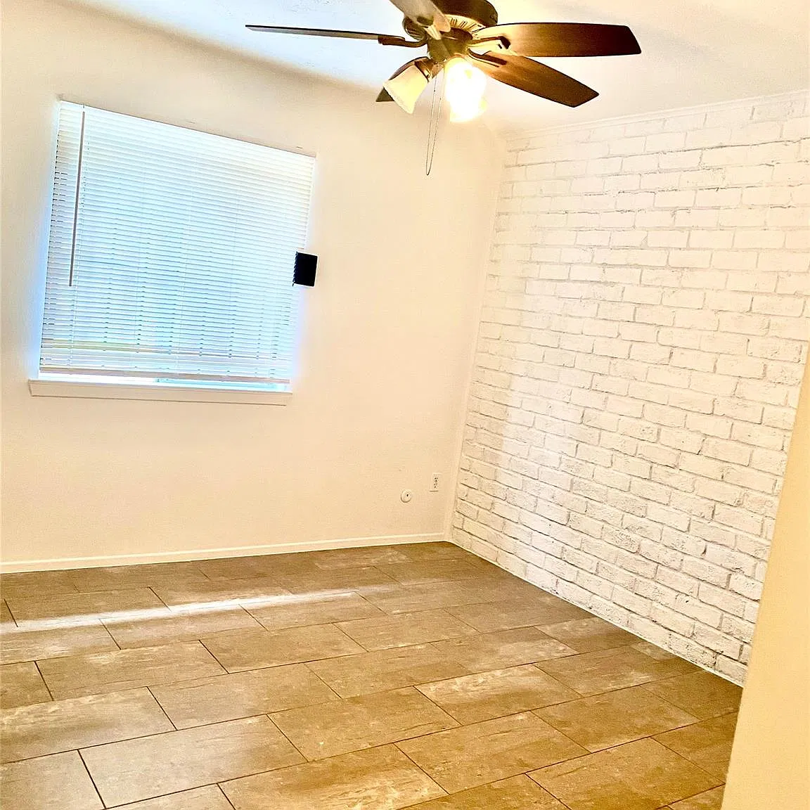 3 bed, 2.0 bath, 1208 sqft, $1,600 — Photo 4
