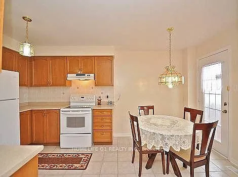 3 bed, $2,850 — Photo 2