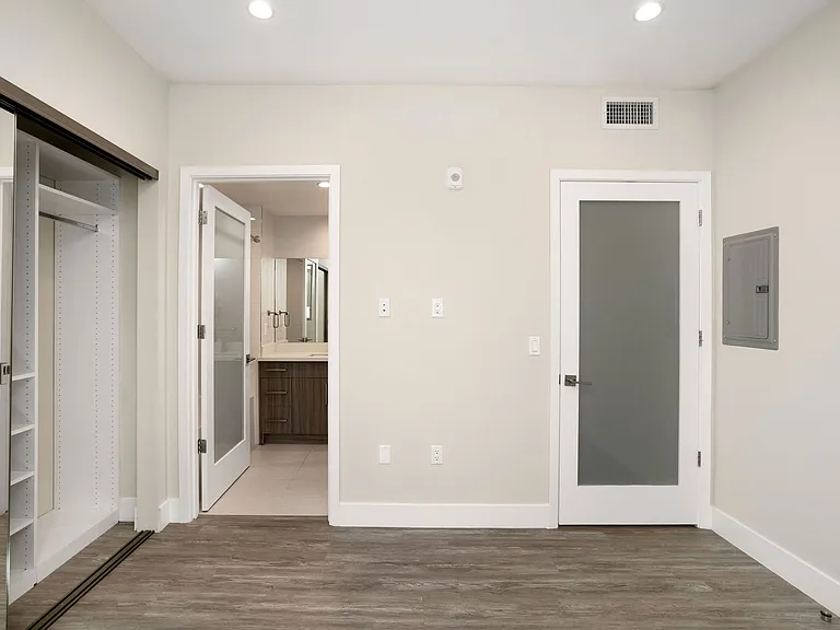 5551 Bonner Ave #A306 — Photo 37