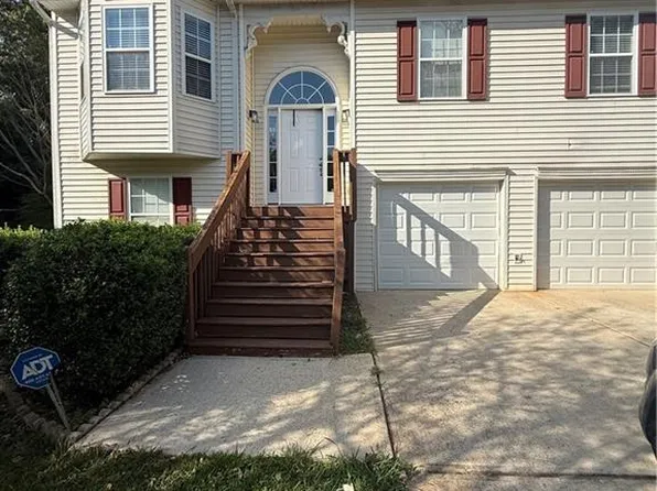 6593 Snowbird Ln, Douglasville, GA 30134