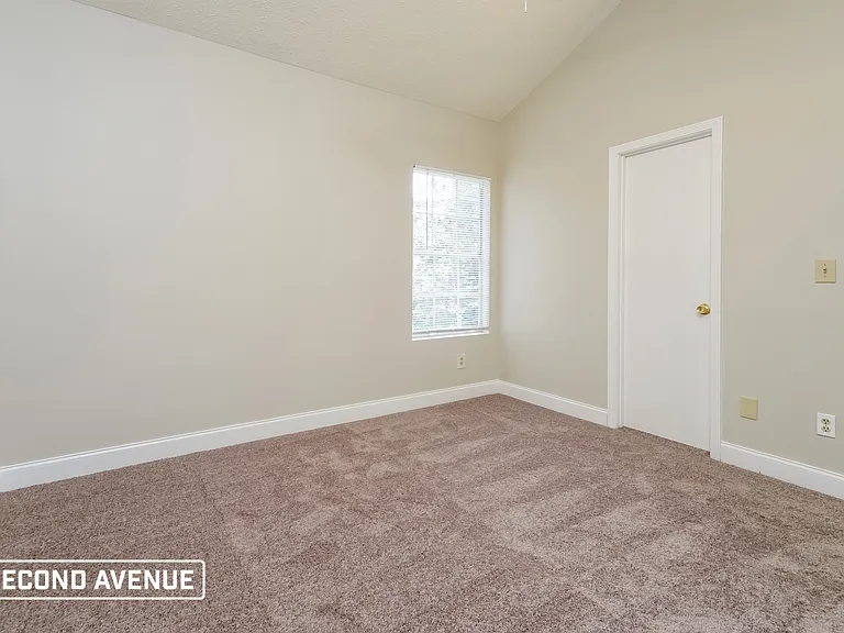 5946 Crescent Ridge Ct — Photo 15
