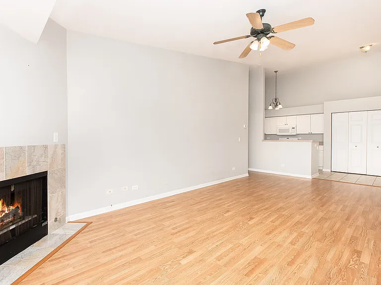 798 N Gary Ave #210 — Photo 3