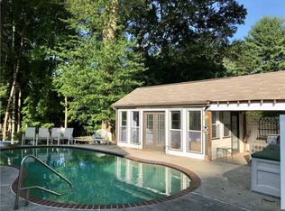 294 Kirkpatrick Dr SW, Marietta, GA 30064