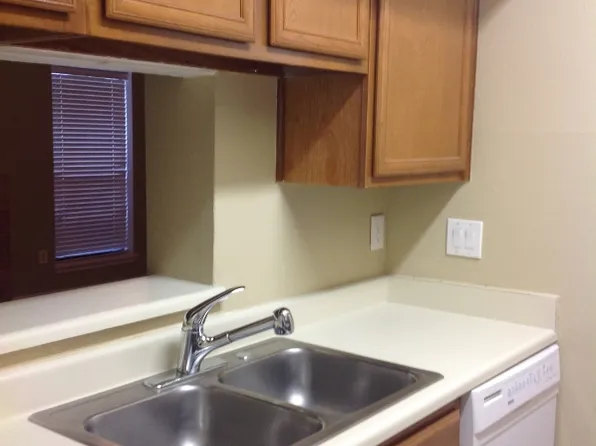 2025 Augusta Dr APT 701, Houston, TX 77057