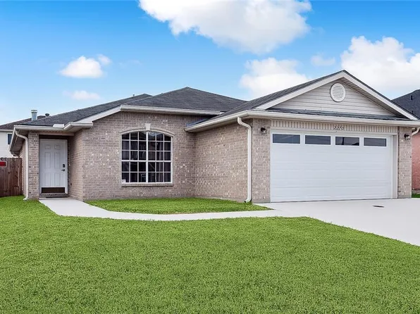 2270 N Village Green St, Harvey, LA 70058