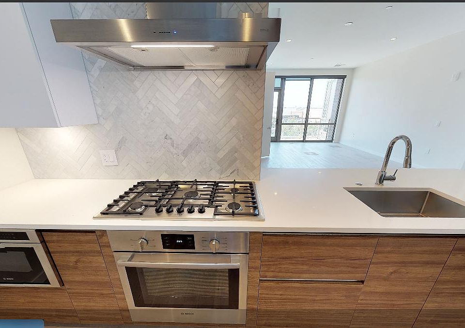 1st image of 215 N Saint Paul St #210