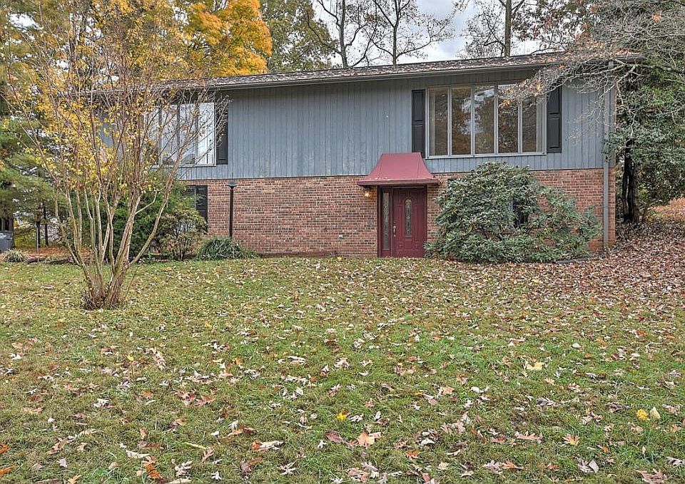 1st image of 5137 Spring Hill Dr