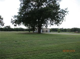 705 S Interstate Highway 45, Ennis, TX 75119