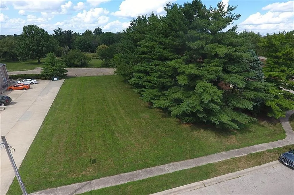Wildwood Ct photo 1