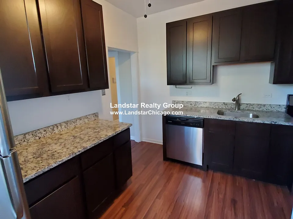 3749 W Sunnyside Ave #2