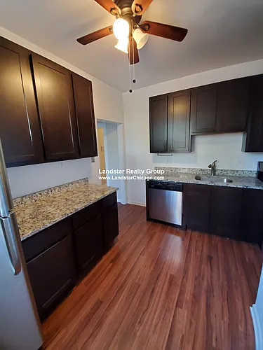 3749 W Sunnyside Ave #3 Photo 1