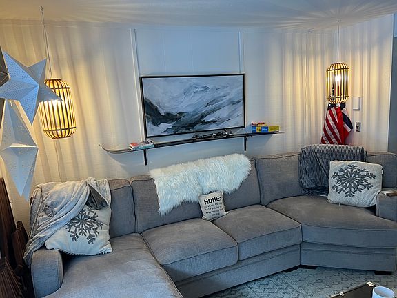 4th image of 74 Erste Strasse #1211